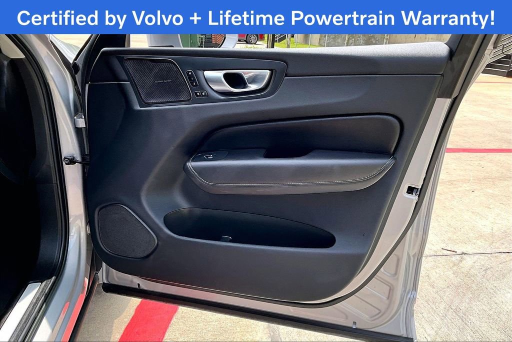 Certified 2023 Volvo XC60 B5 Ultimate w/ Protection Package Premier AWD/4WD image 25