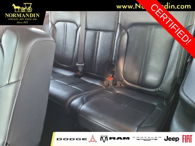 Certified 2024 Jeep Wagoneer Series II w/ Flexible Seating Group RWD image 18
