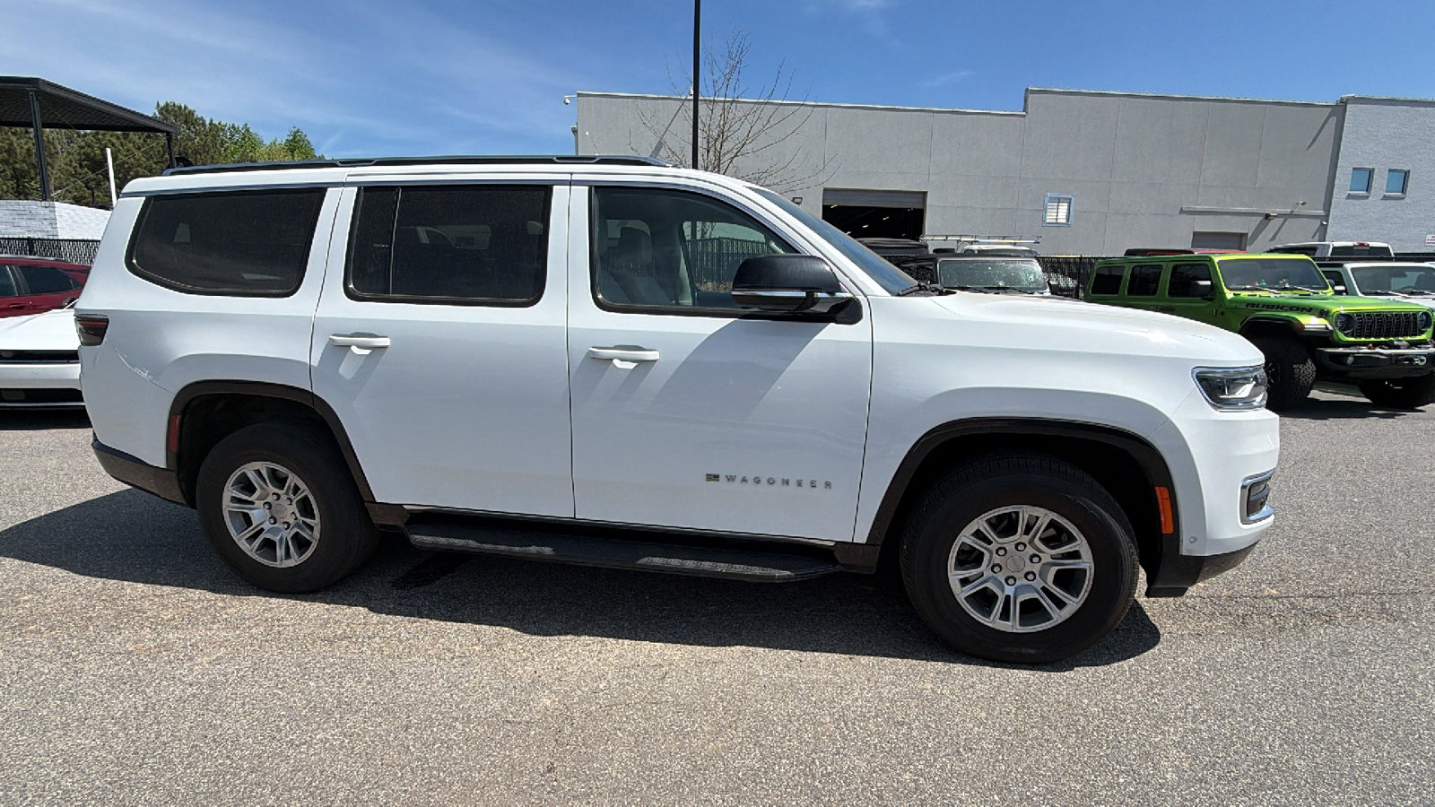 Used 2024 Jeep Wagoneer 4WD image 7