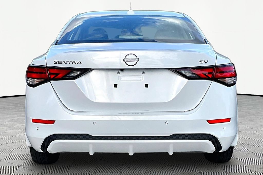 Used 2024 Nissan Sentra SV FWD image 7