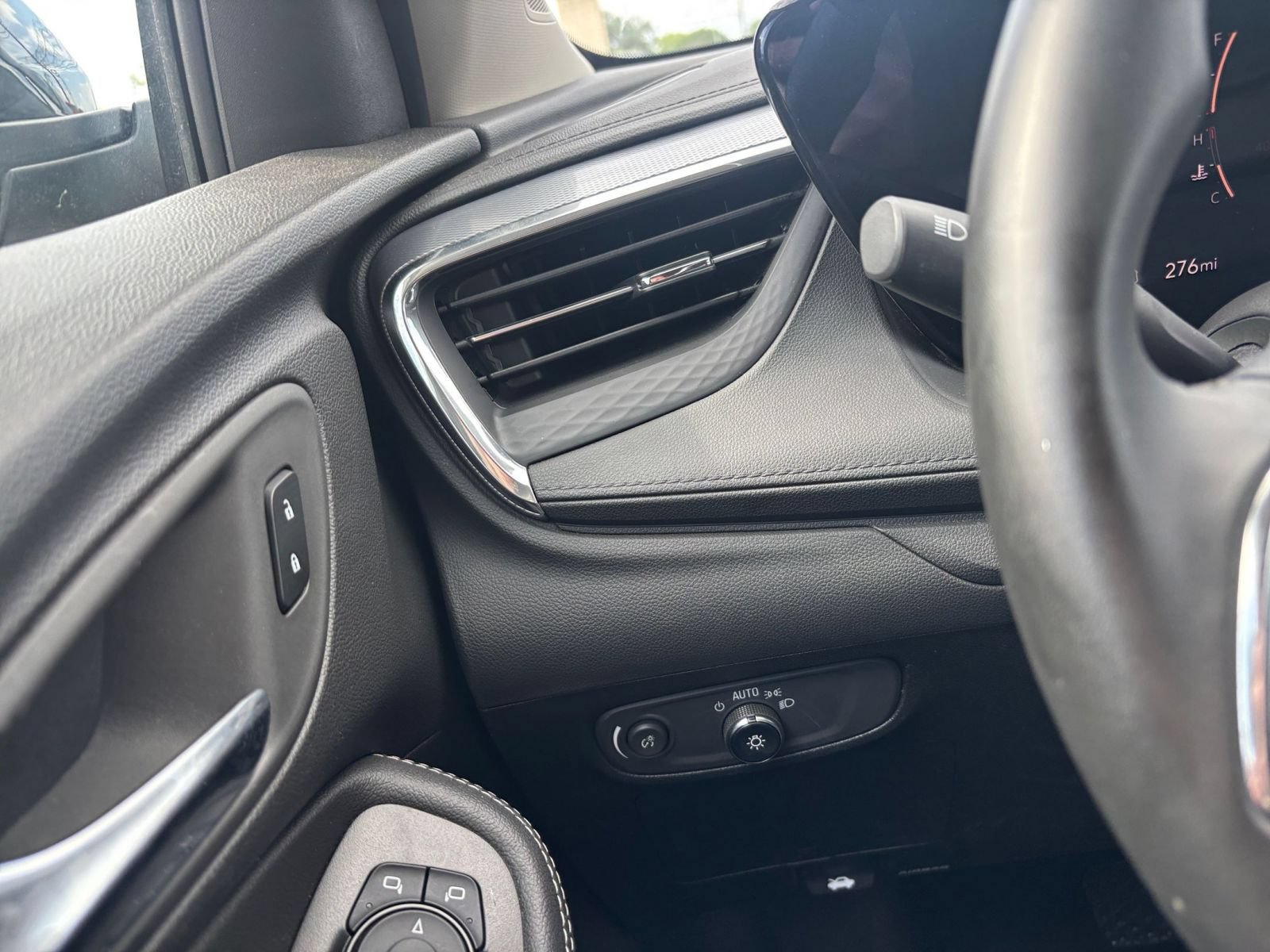 Used 2025 Buick Encore GX Preferred FWD image 33