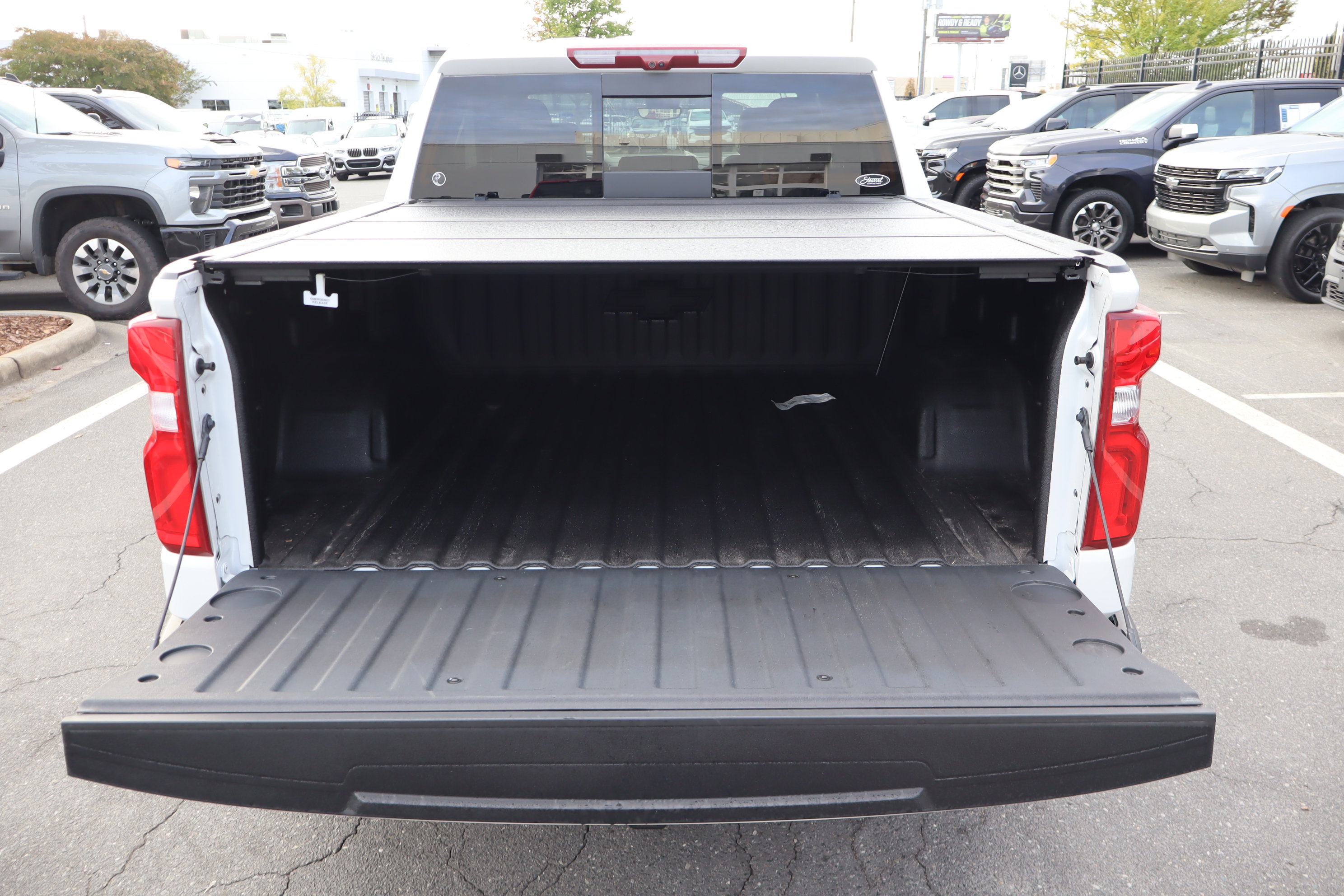 Certified 2025 Chevrolet Silverado 1500 High Country image 13