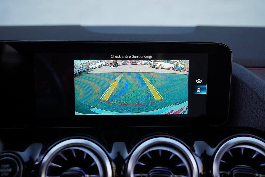 Used 2022 Mercedes-Benz GLA 250 4MATIC w/ Premium Package Lite image 30