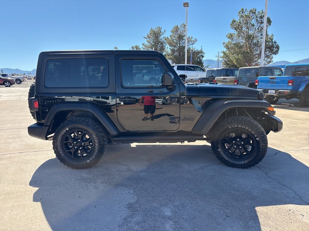 Used 2021 Jeep Wrangler Willys image 4