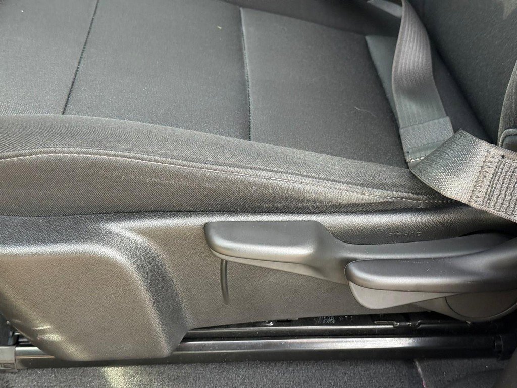 Used 2024 Chevrolet Colorado W/T image 19