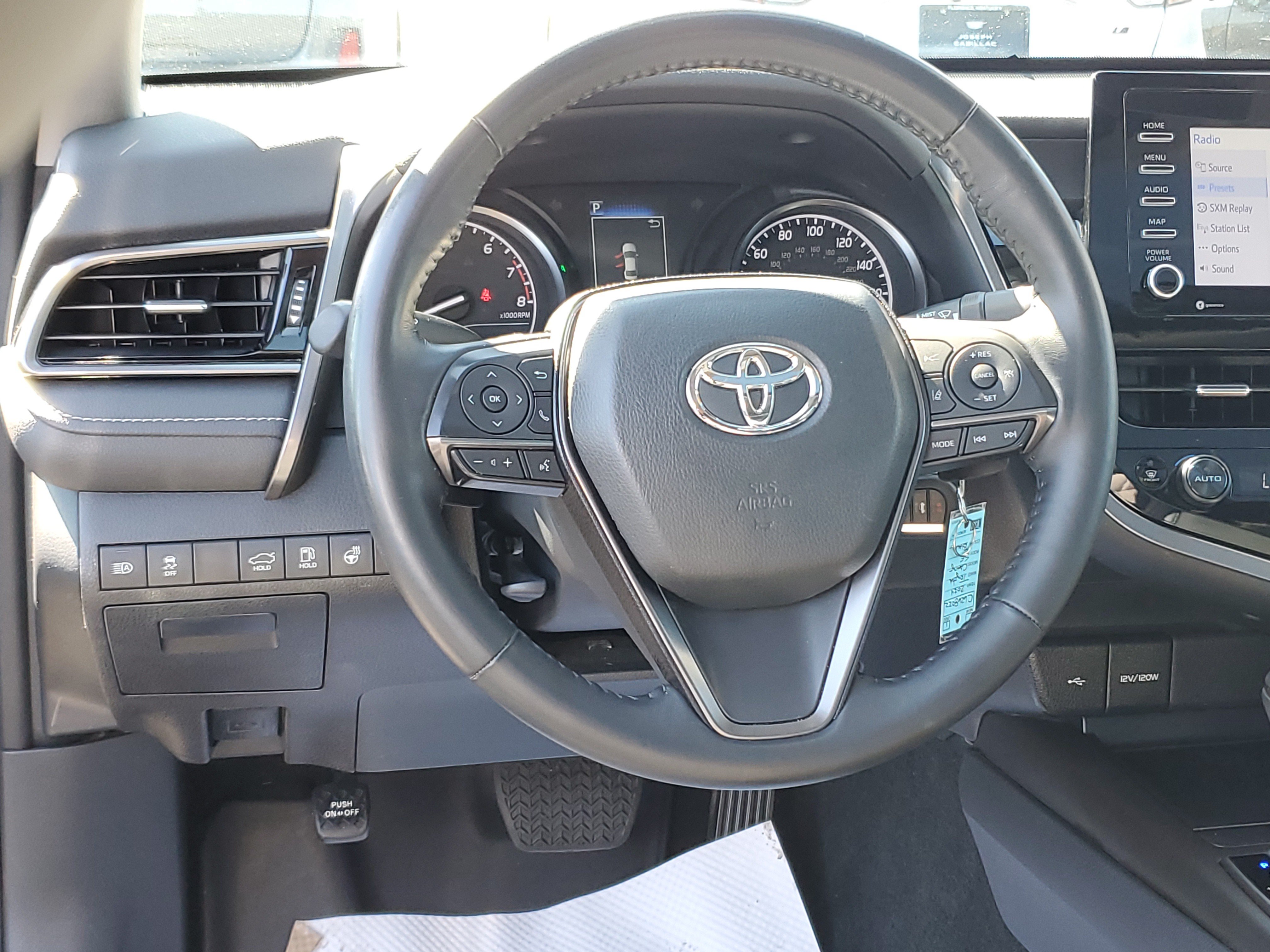 Used 2024 Toyota Camry SE w/ Cold Weather Package FWD image 11