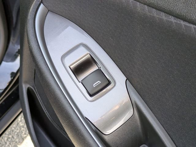 Used 2023 Chevrolet Malibu LT image 35