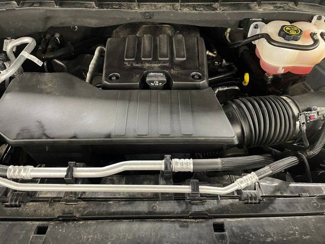 Used 2023 Chevrolet Silverado 1500 LT image 23