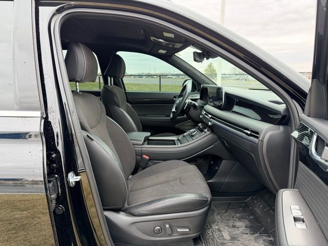 Used 2025 Hyundai Palisade Calligraphy image 12