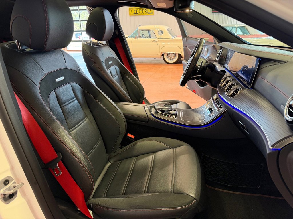 Used 2020 Mercedes-Benz E 53 AMG 4MATIC Sedan image 23