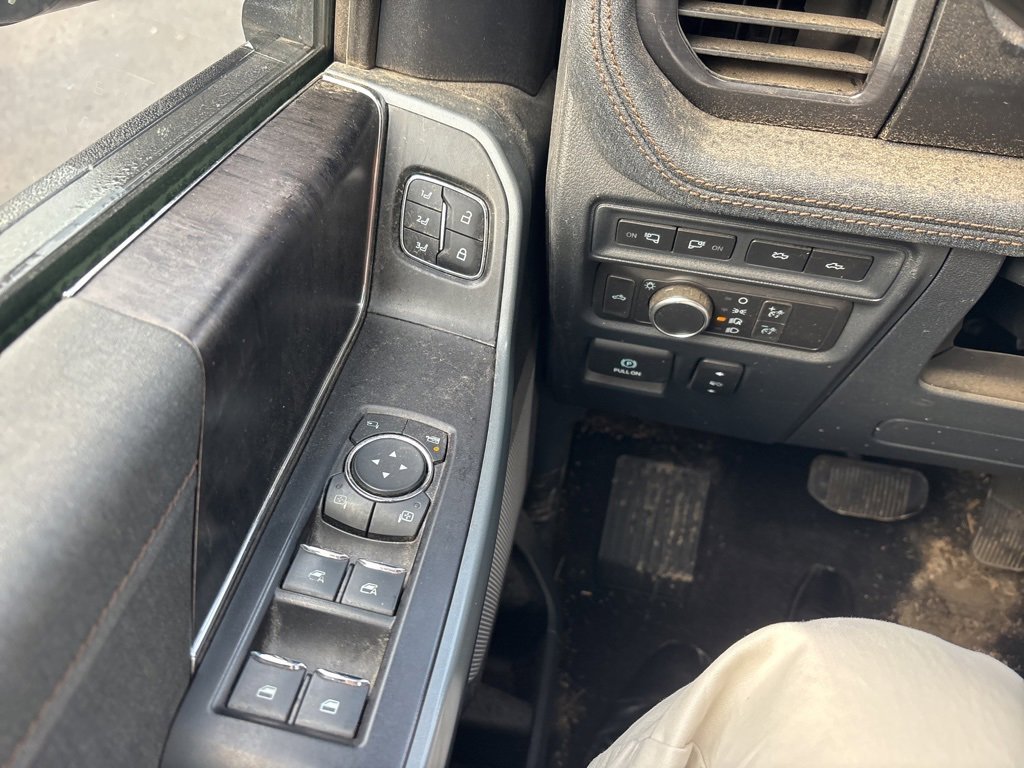 Used 2022 Ford F150 Lightning Lariat w/ Max Trailer Tow Package image 28