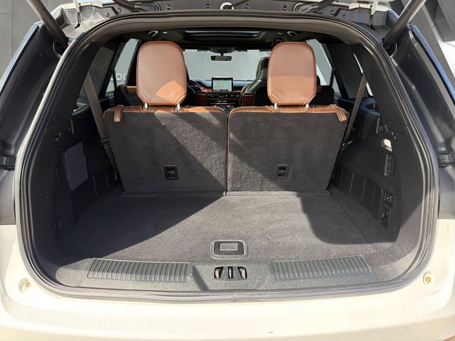 Used 2021 Lincoln Aviator Reserve w/ Equipment Group 202A AWD/4WD image 23