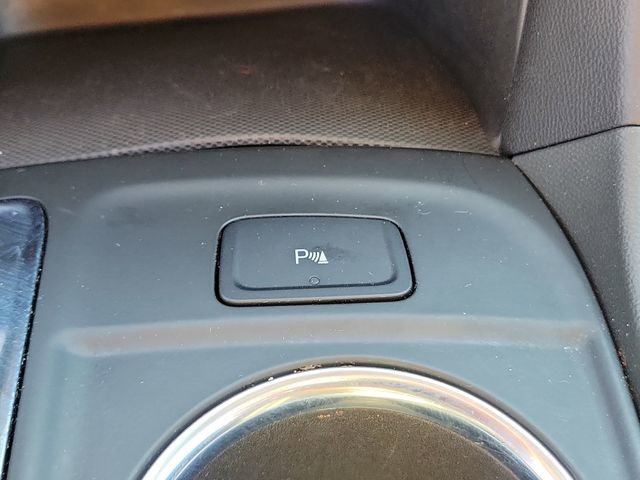 Certified 2023 Chevrolet Equinox LT FWD image 35