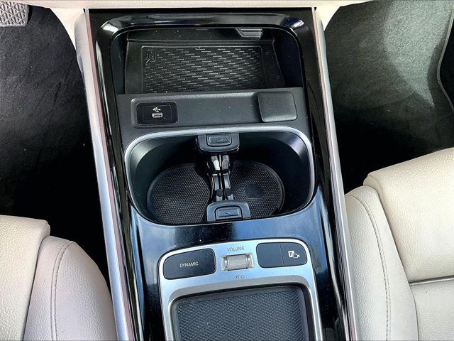 Used 2025 Mercedes-Benz GLB 250 image 25
