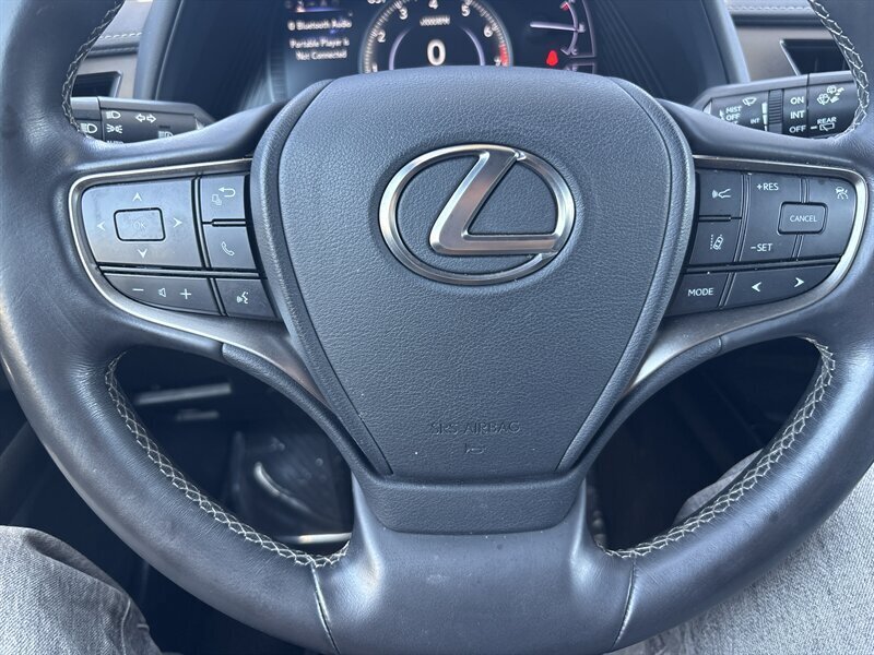 Used 2020 Lexus UX 200 w/ Accessory Package FWD image 43