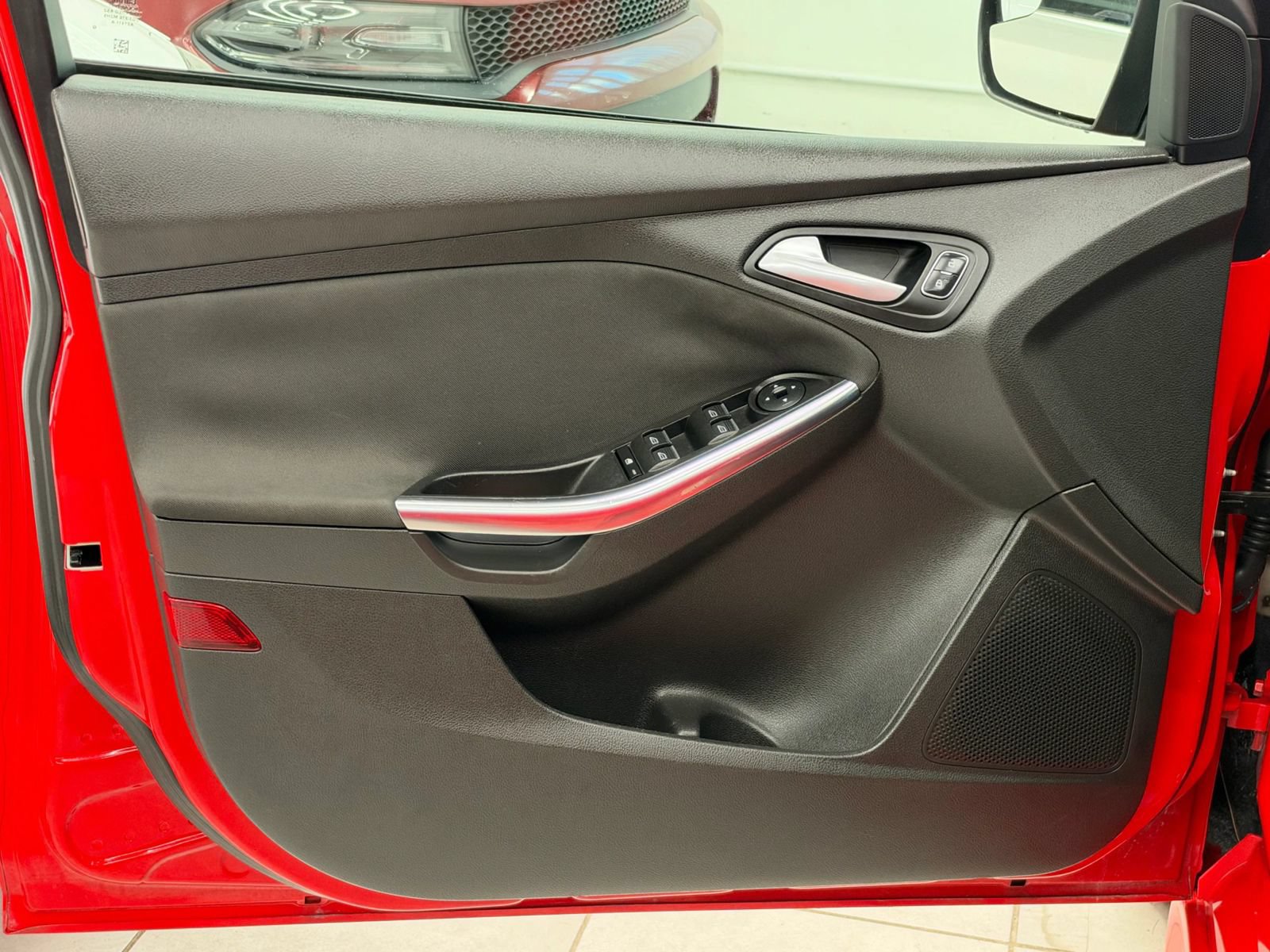 Used 2017 Ford Focus ST FWD image 14