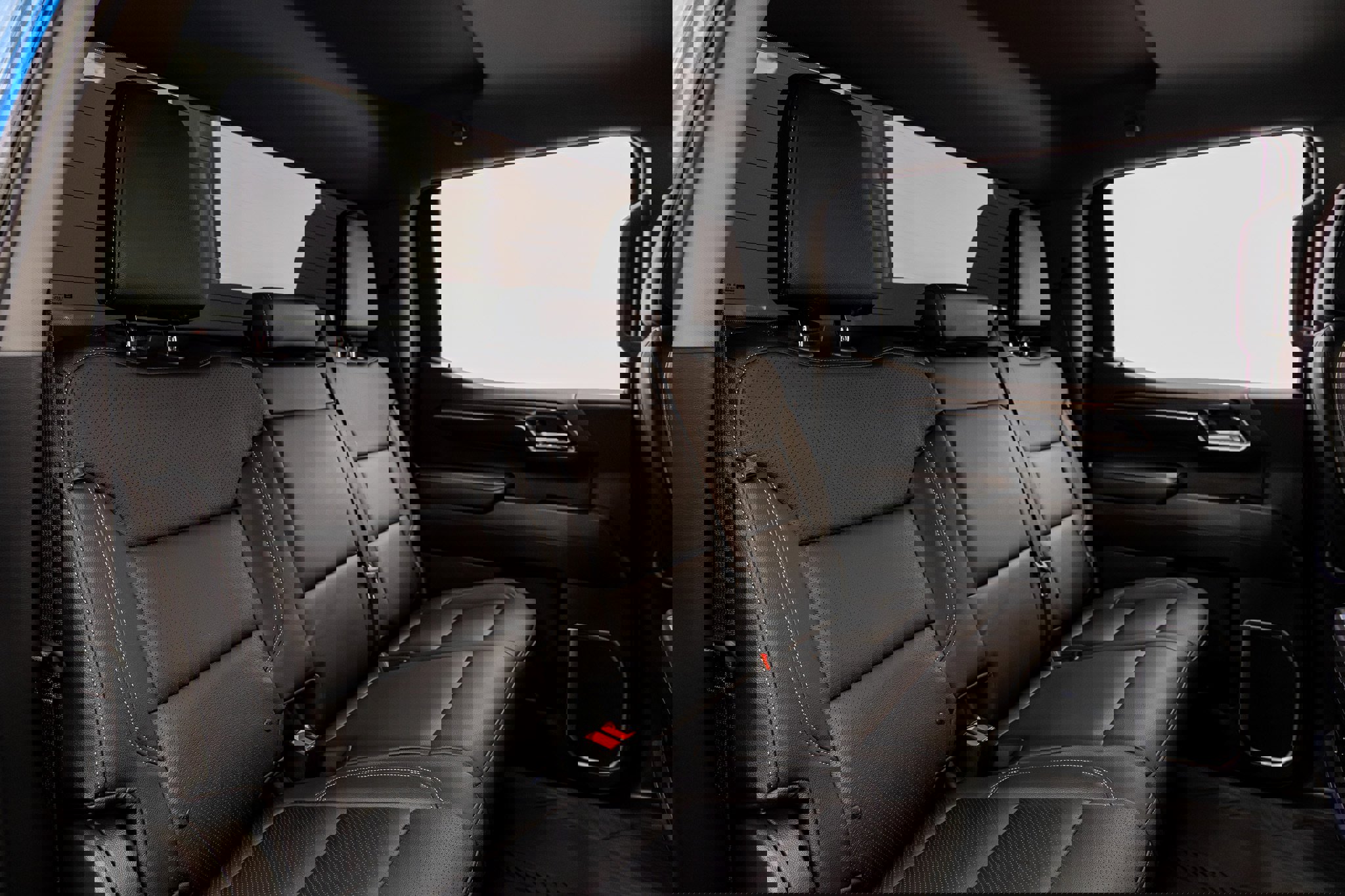 Used 2023 Chevrolet Silverado 1500 RST AWD/4WD image 36