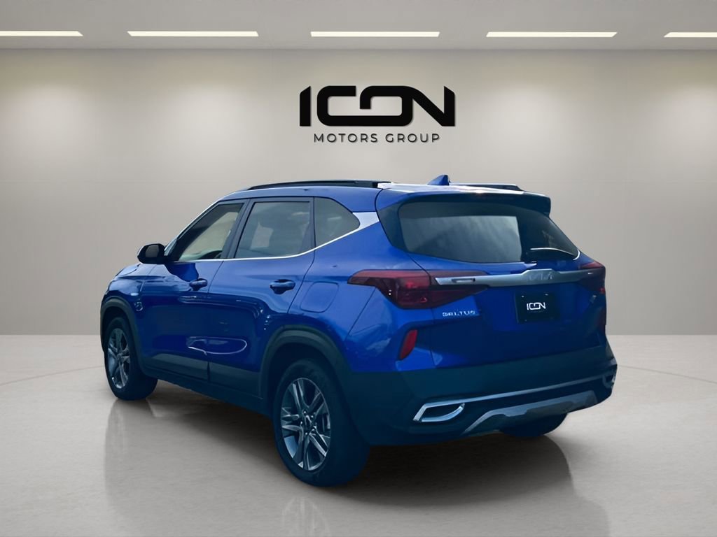Used 2023 Kia Seltos S AWD/4WD image 3