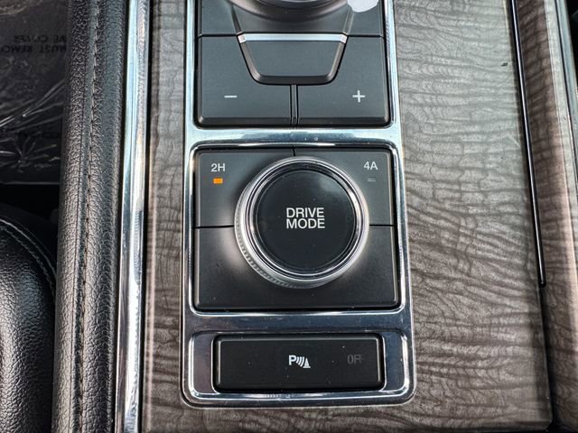 Certified 2021 Ford Expedition Limited image 31