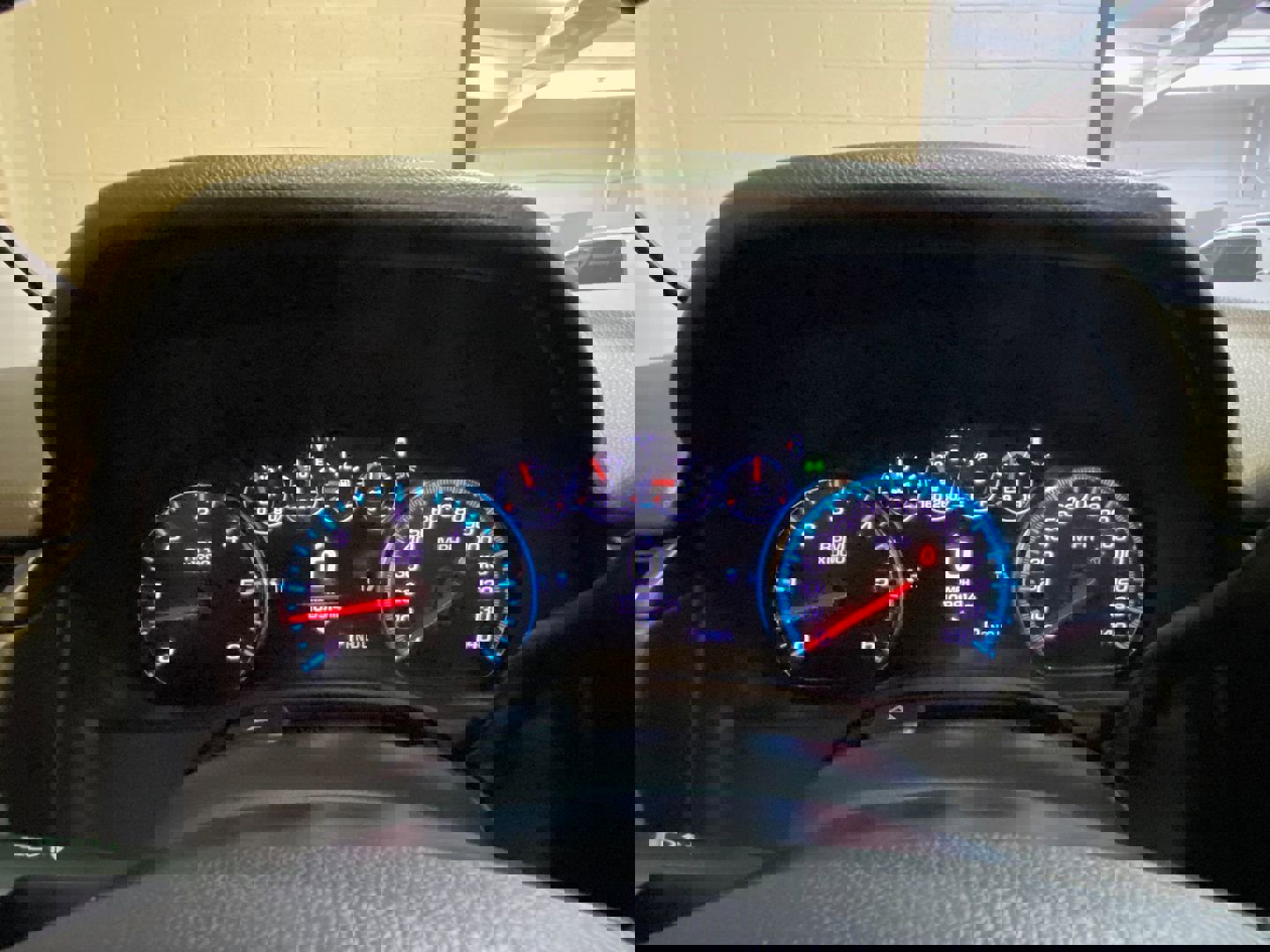 Used 2017 Chevrolet Suburban Premier image 24