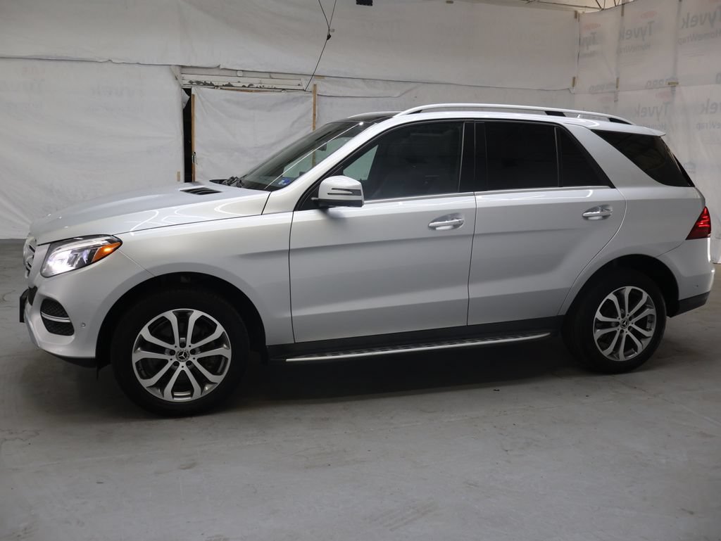 Used 2017 Mercedes-Benz GLE 350 4MATIC w/ Premium 2 Package image 4