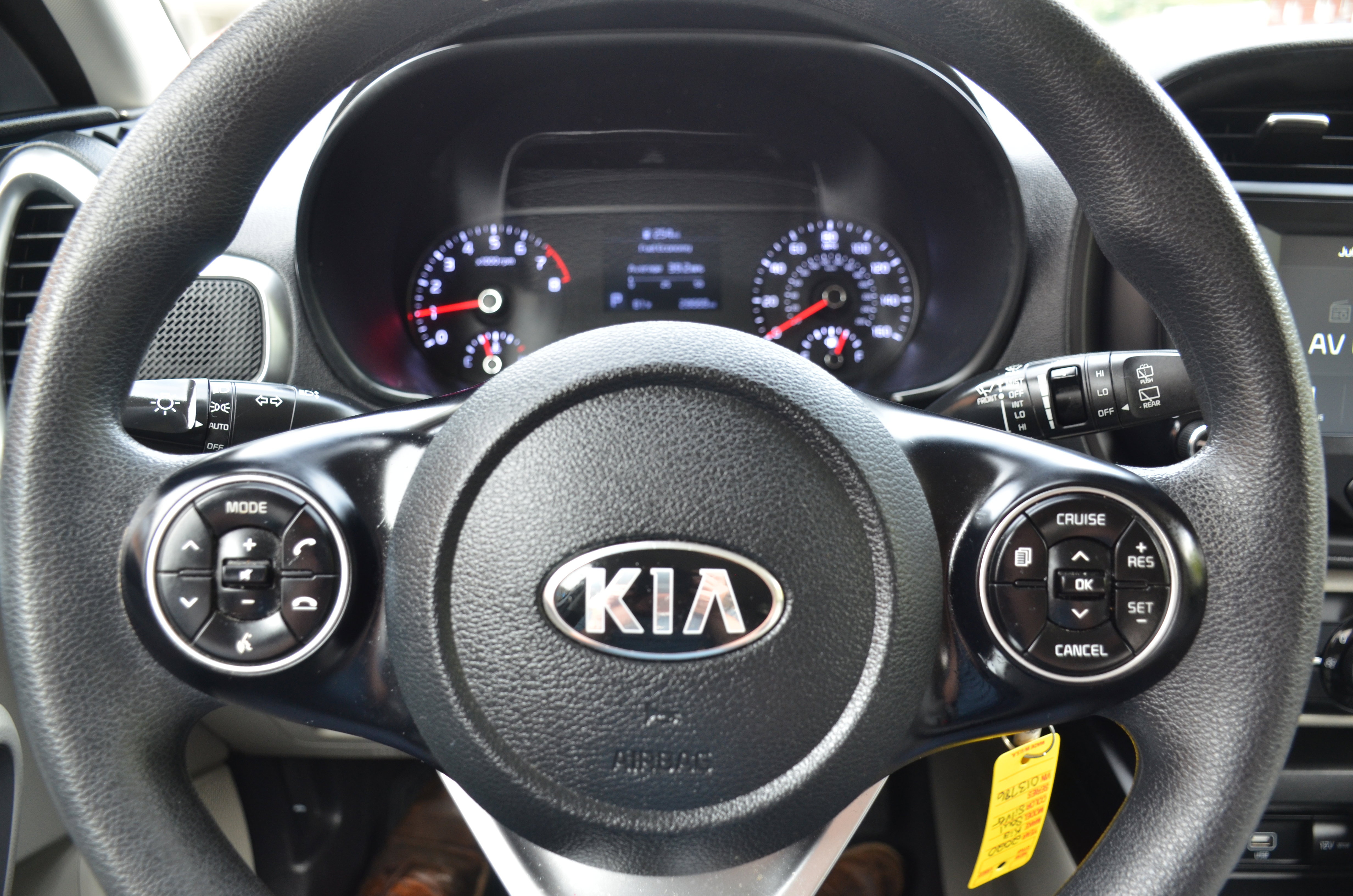 Used 2020 Kia Soul LX image 8