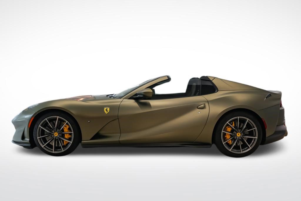Used 2021 Ferrari 812 GTS RWD image 2