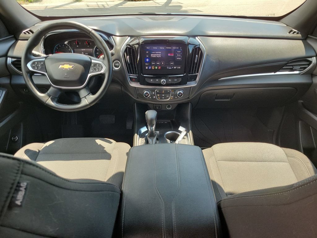 Certified 2023 Chevrolet Traverse LT FWD image 13