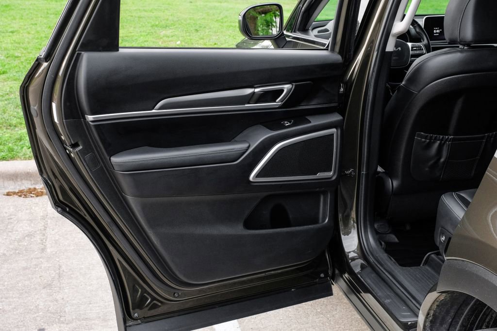 Used 2022 Kia Telluride S image 52