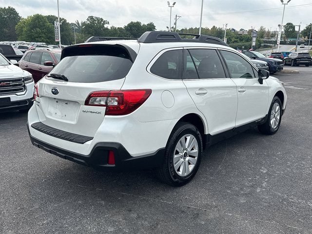 Used 2018 Subaru Outback 2.5i AWD/4WD image 8
