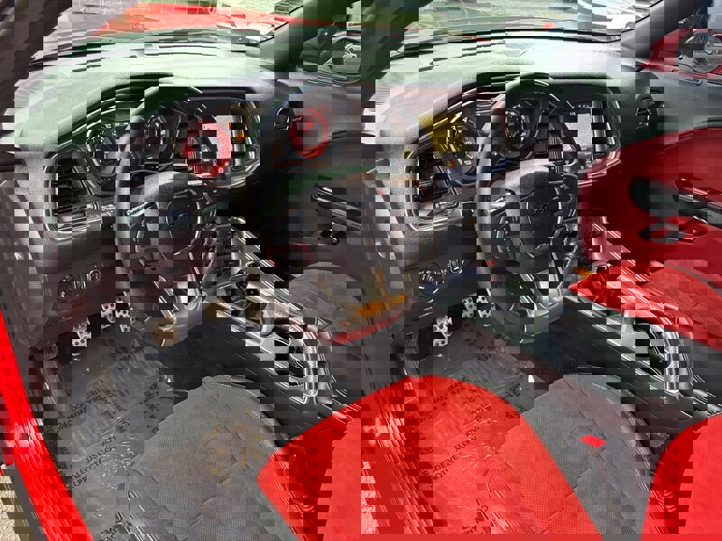 Used 2016 Dodge Challenger SRT Hellcat image 15