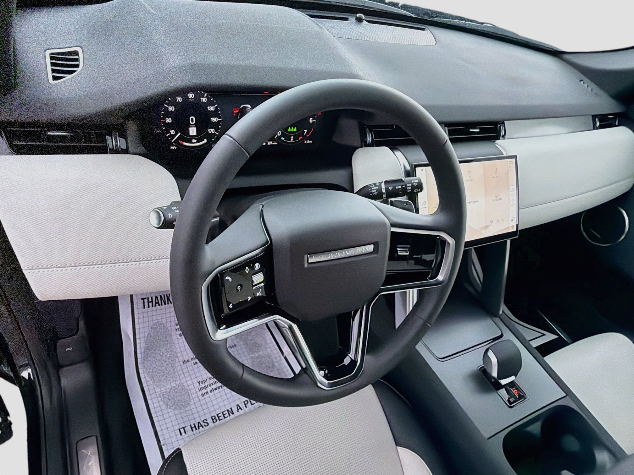 New 2026 Land Rover Discovery Sport Landmark AWD/4WD image 25