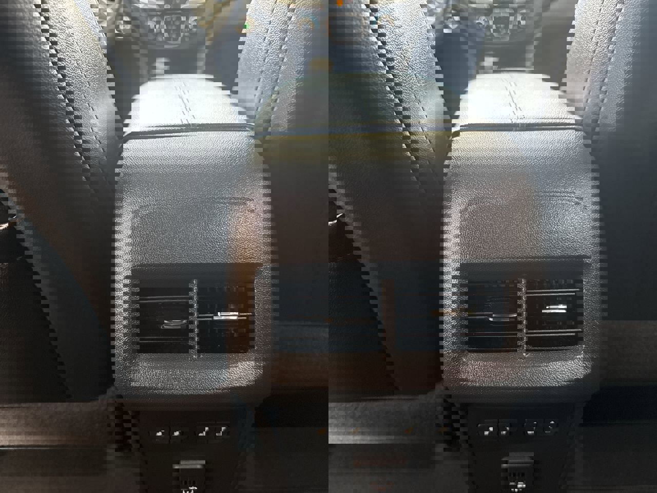 Used 2022 Chevrolet Equinox Premier image 21