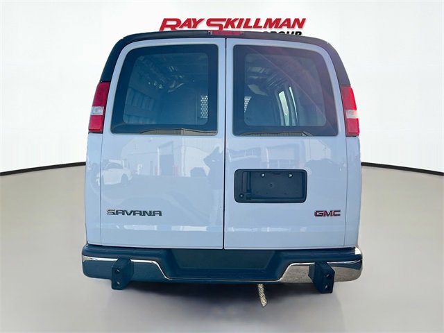 Used 2024 GMC Savana 2500 w/ Driver Convenience Package image 6
