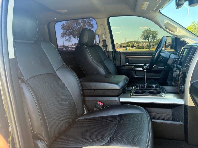 Used 2015 RAM 3500 Laramie w/ Convenience Group AWD/4WD image 20
