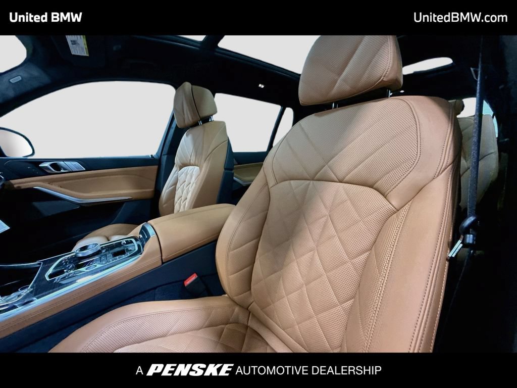 New 2027 BMW X7 xDrive40i w/ M Sport Package AWD/4WD image 12