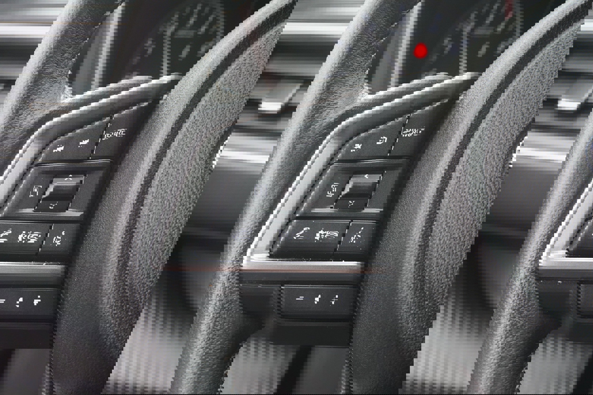 Certified 2025 Subaru Ascent Premium image 18