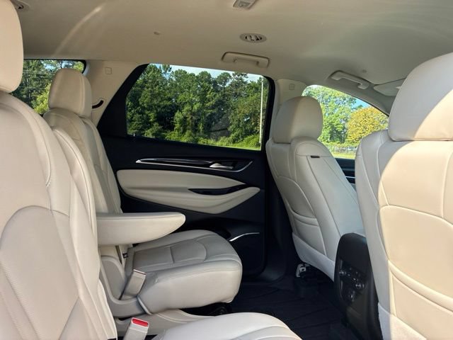 Used 2024 Buick Enclave Essence w/ Technology Package FWD image 24