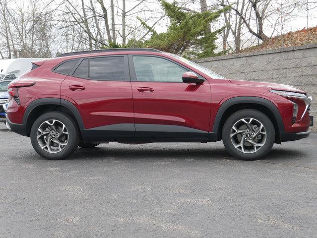 Certified 2024 Chevrolet Trax LT w/ Driver Confidence Package FWD image 8