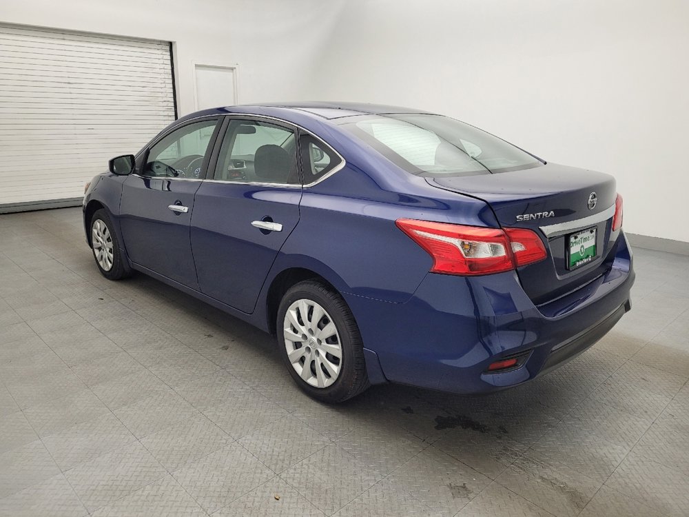 Used 2016 Nissan Sentra S image 3