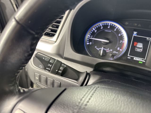 Used 2017 Toyota Highlander XLE image 16