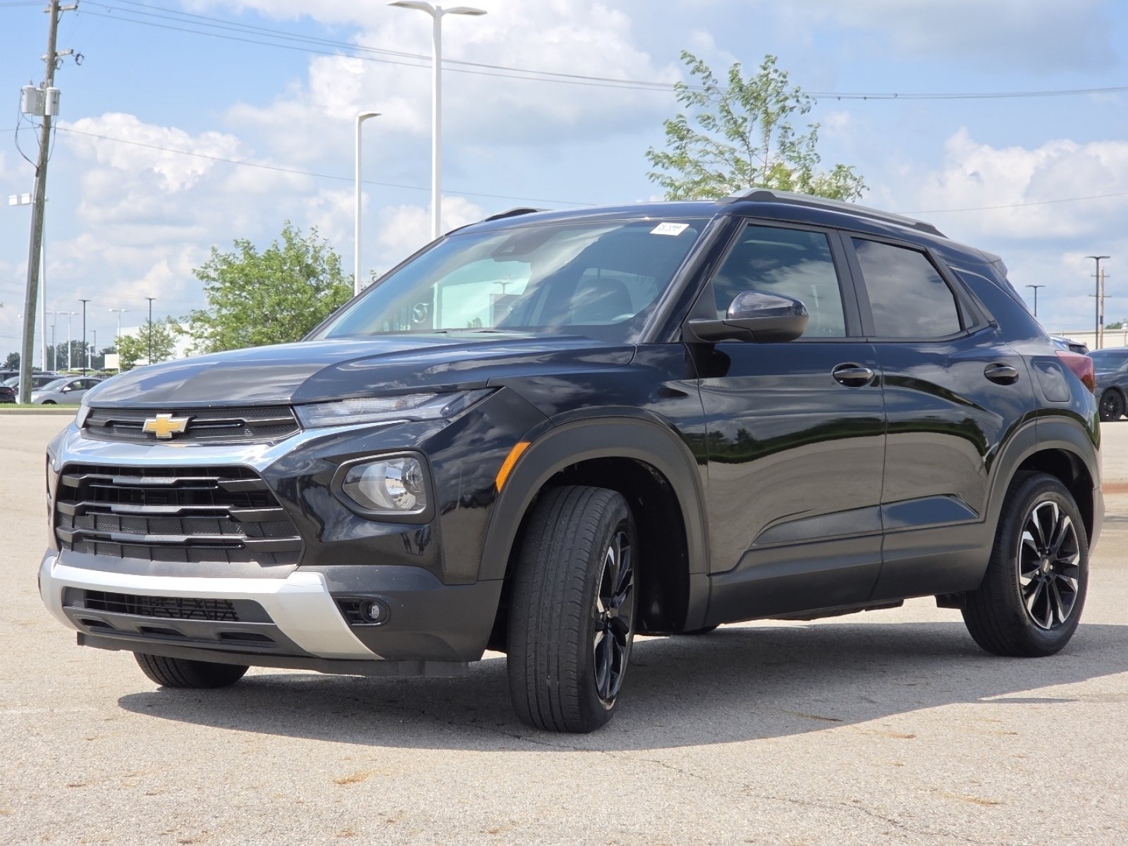 Used 2021 Chevrolet TrailBlazer LT w/ Sun and Liftgate Package FWD image 12