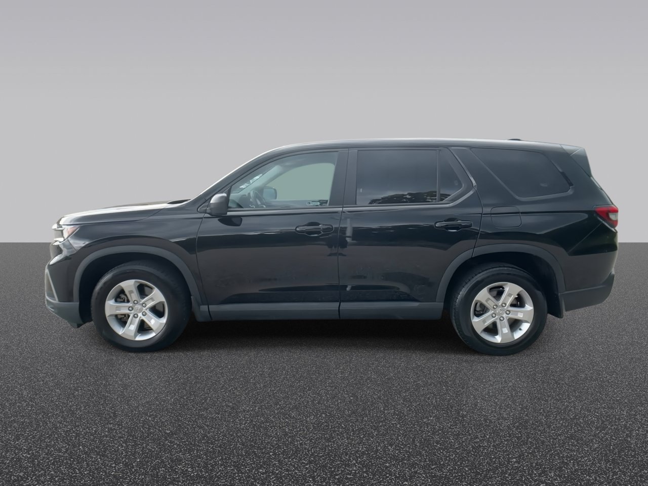 Certified 2023 Honda Pilot LX image 6