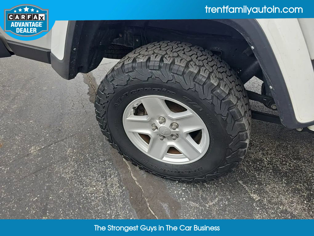 Used 2022 Jeep Gladiator Sport image 39