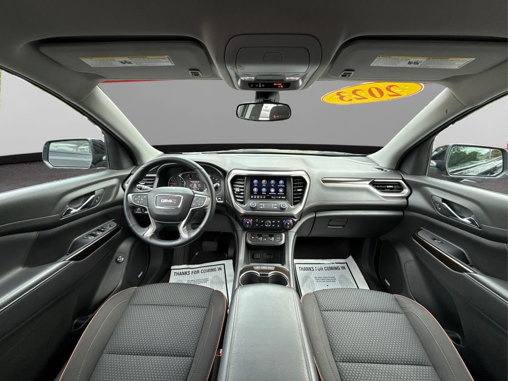Used 2023 GMC Acadia AT4 image 29