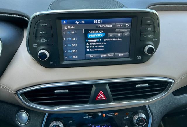 Used 2019 Hyundai Santa Fe Limited AWD/4WD image 27