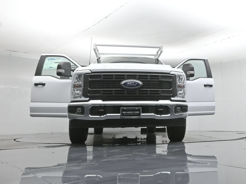 New 2026 Ford F250 XL w/ XL Chrome Package RWD image 49