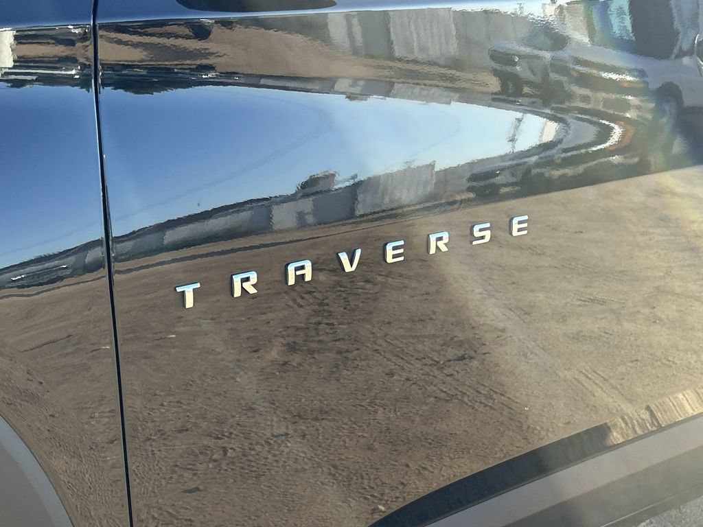 Certified 2023 Chevrolet Traverse LT FWD image 30