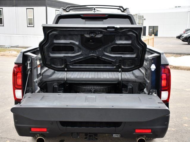 Used 2023 Honda Ridgeline Black Edition image 31