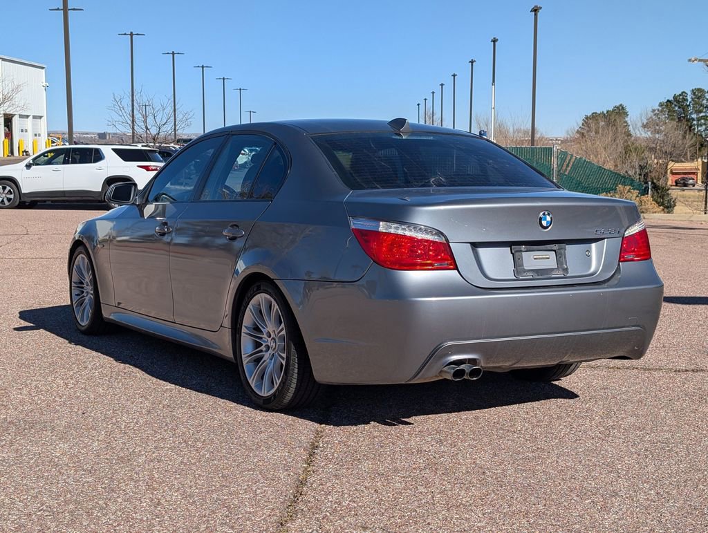 Used 2010 BMW 528i Sedan image 5